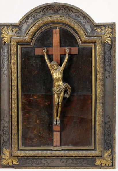 Christ janséniste, en croix, en bronze ciselé...