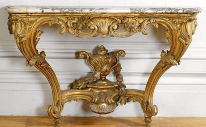 Console légèrement galbée, en chêne sculpté...