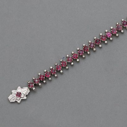 Bracelet en or gris, 750 MM, ornée de diamants...
