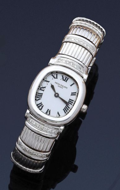 PATEK PHILIPPE, Bracelet montre en or gris,...