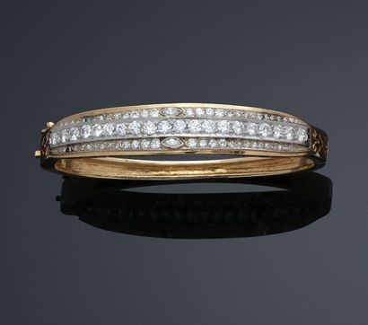 Bracelet rigide, ouvrant, deux ors, 750 MM,...