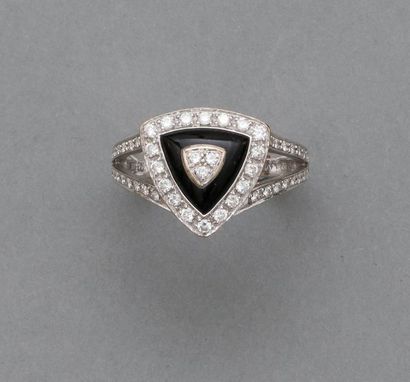 MAUBOUSSIN, Bague en or gris, 750 MM, ornée...