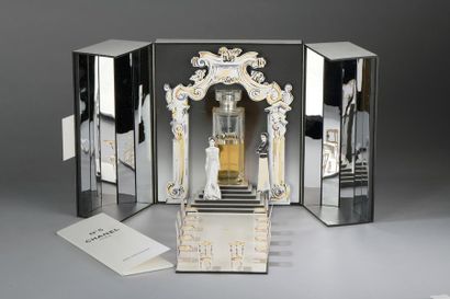 CHANEL - 