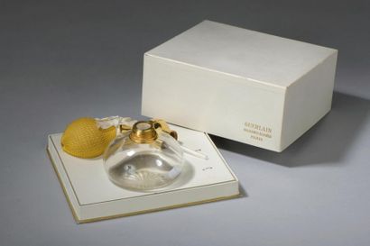 GUERLAIN - (Années 1950).



Présenté dans...
