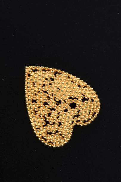 BALENCIAGA.



Broche cœur à granulation...