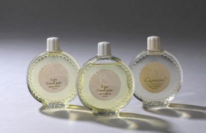 NINA RICCI - (Années 1960).



Trois flacons...