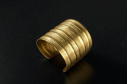 Hervé VAN DER STRAETEN - (Années 1990).



Bracelet...