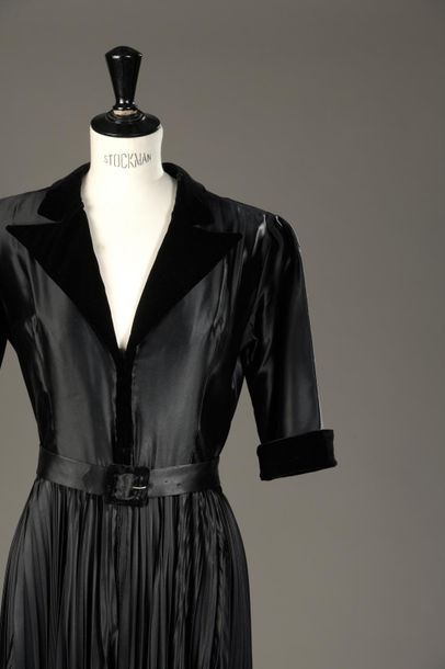 MAGGY ROUFF - (Années 1950-55).



Robe du...