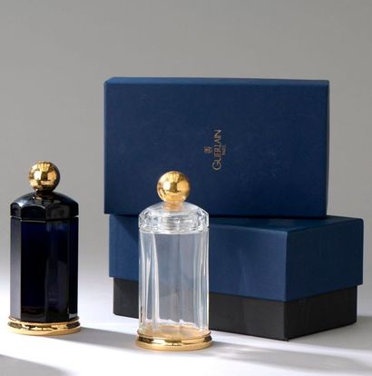 GUERLAIN - (1993).



Deux élégants pots...