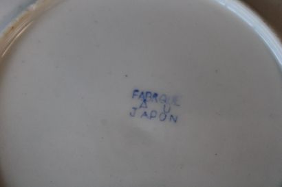 8 Japanese plates, worn