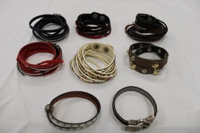 Set of bracelets (8), rhinestones