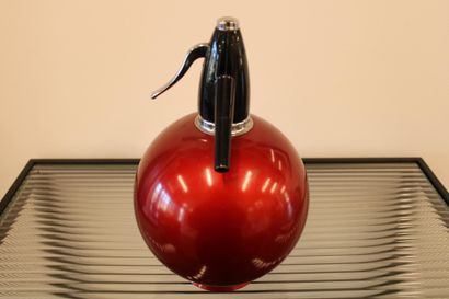Ball-shaped siphon, red? 27X18