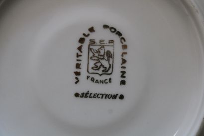 Incomplete Limoges porcelain tea set comprising...