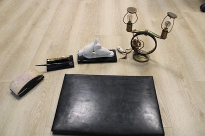 Double brass desk lamp, two articulated arms,...