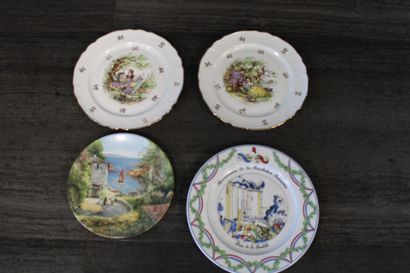 Set of 4 commemorative porcelain plates