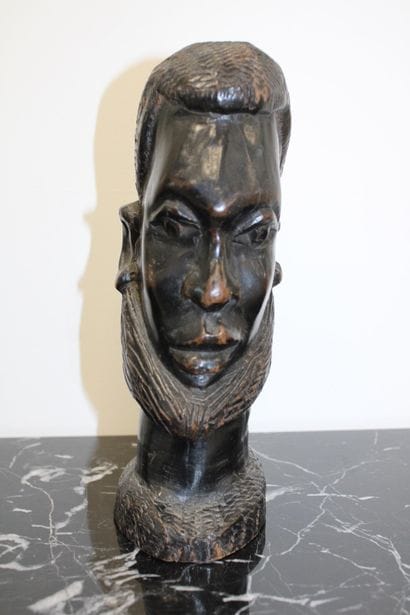 Man's head/sculpture in painted wood 22x...