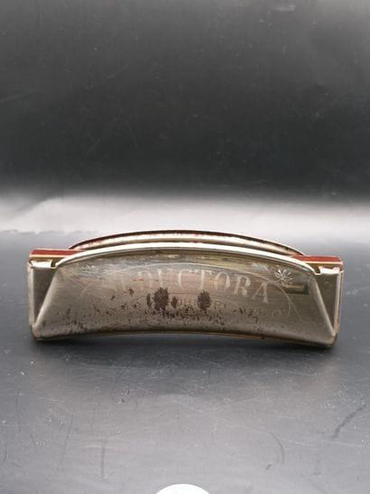 Harmonica SEDUCTORA, year 50, damaged