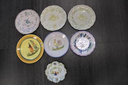 Set of plates, bird design, Henriot QUIMPER,...