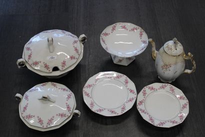 Set of incomplete porcelain tableware, decorated...