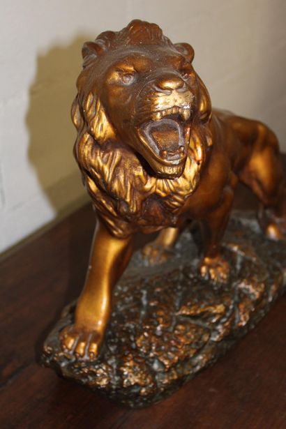Ceramic roaring lion sculpture 46x39x15cm,...