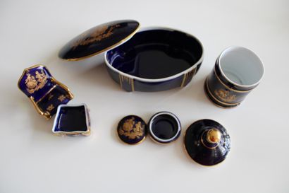 Elements in Limoges porcelain (4), blue ...