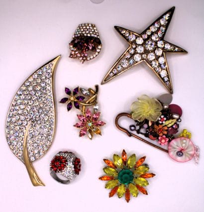 Six fancy brooches in the shape of leaves,...