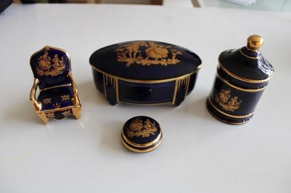 Elements in Limoges porcelain (4), blue ...