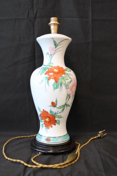 Porcelain lamp base with flower design
