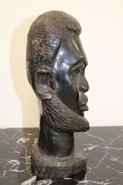 Man's head/sculpture in painted wood 22x...