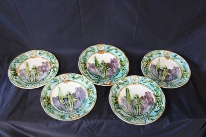 5 decorative plates, Joan of Arc theme
