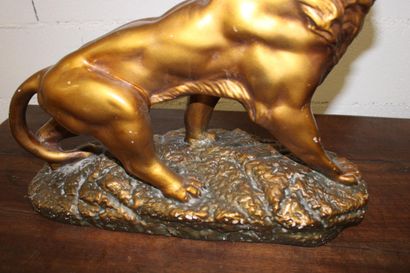 Ceramic roaring lion sculpture 46x39x15cm,...