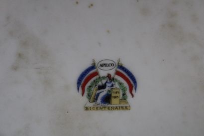 Set of 4 commemorative porcelain plates