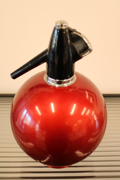 Ball-shaped siphon, red? 27X18