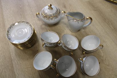 Incomplete Limoges porcelain tea set comprising...