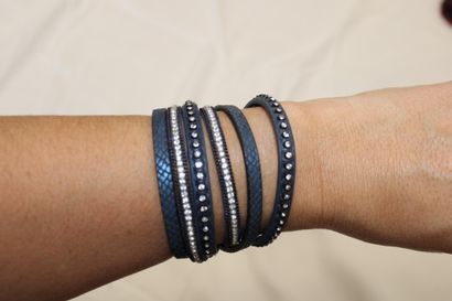 Set of bracelets (8), rhinestones
