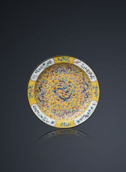 1820. Règne de S.M Minh Mang (1820-1840)

Grand...