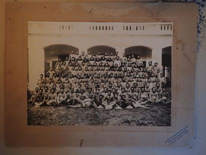 Vers 1910

Dang Binh Nam, photographe à Langson.

Un...