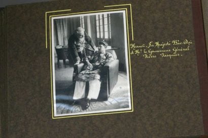 1930. Types et paysages d'Indochine, c.1930.

Album...