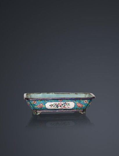 1820. Règne de S.M Minh Mang (1820-1840)

Jardinière...