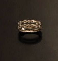 MAUBOUSSIN

Bague en or gris 18K (750 °/°°)...