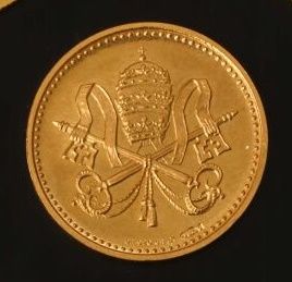 Médaille commémorative en or 920 °/°° à la...