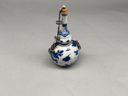 Bottle vase of double gourd form in blue...