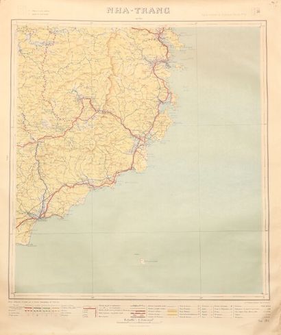 1942

Ensemble de 5 cartes routières dressées...