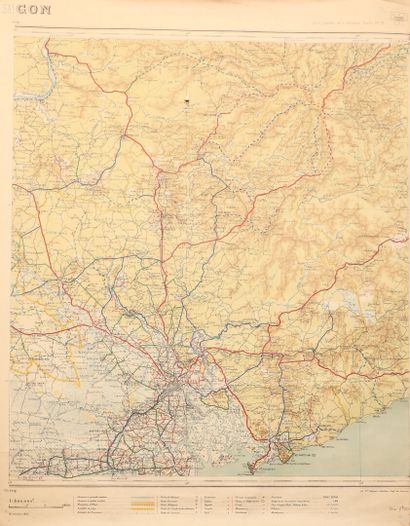1942

Ensemble de 5 cartes routières dressées...
