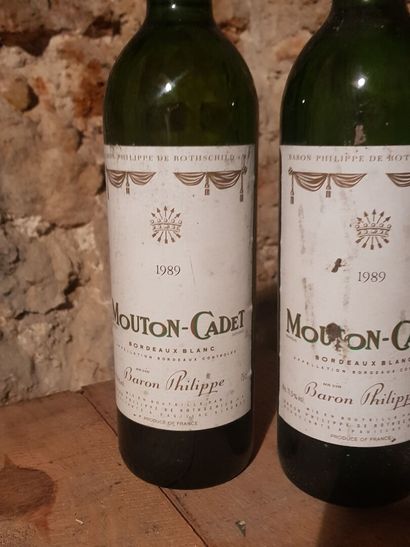 Lot including: 

- Superior Bordeaux, Château...