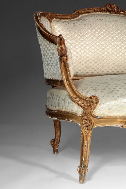 
Sofa basket curved wood, molded, carved,...