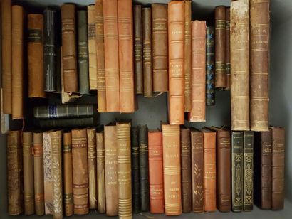 Lot including: 

- MANNETTE including a lot...