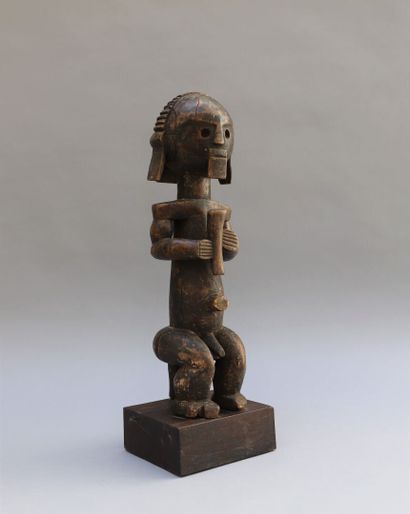 Lot including: 

- Reliquary in wood, brass,...