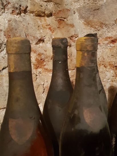 Lot including :

- Pouilly fumé, Ladoucette...