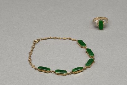 Lot of jewels in 14 K gold (585 °/°°) including...